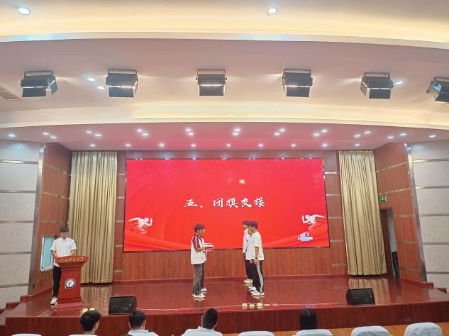 图片2.png 图片2.png